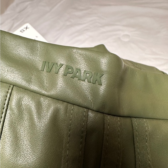 IVY PARK x Adidas Green Midi Pencil Skirt with Slit Sz XS NWT (A0315) - Picture 7 of 16